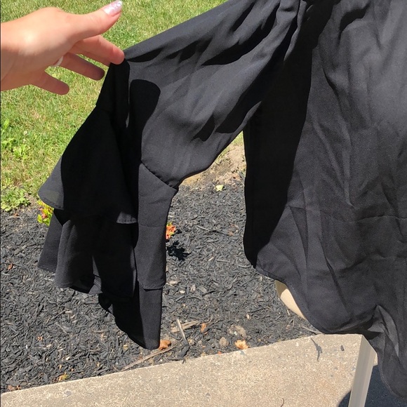 ZAFUL Off-Shoulder Top - Picture 2 of 4